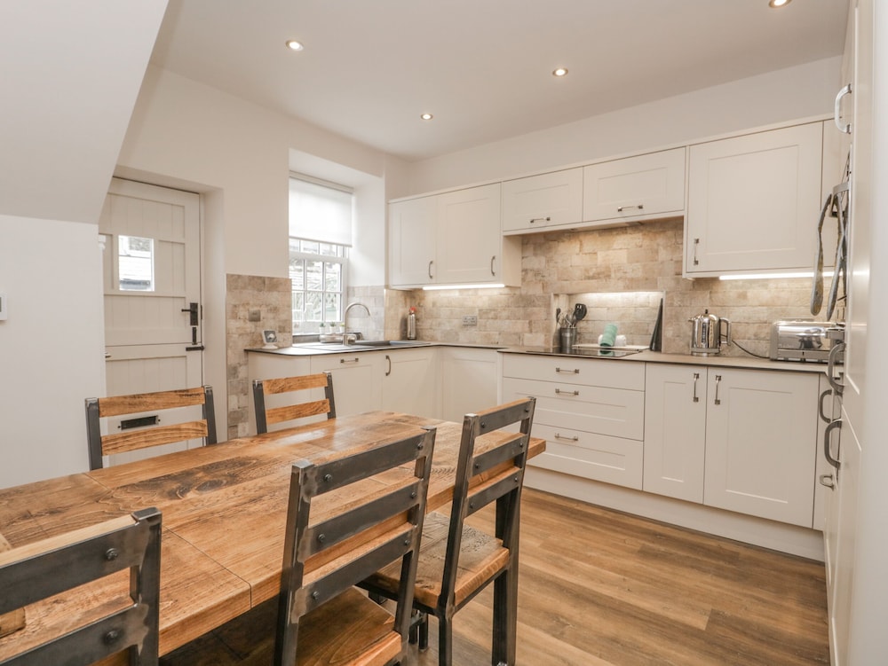 Oak Cottage