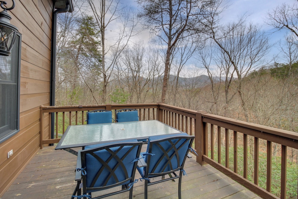 Community Perks: Mtn-view Ellijay Cabin w/ Hot Tub