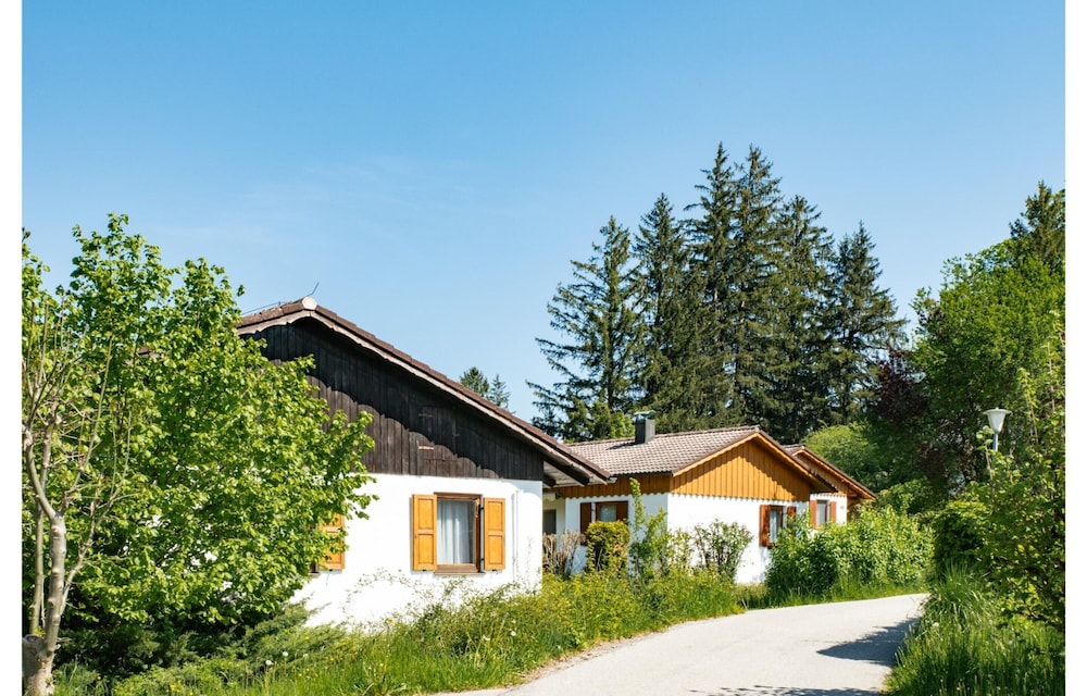 Comfort With Garden Views