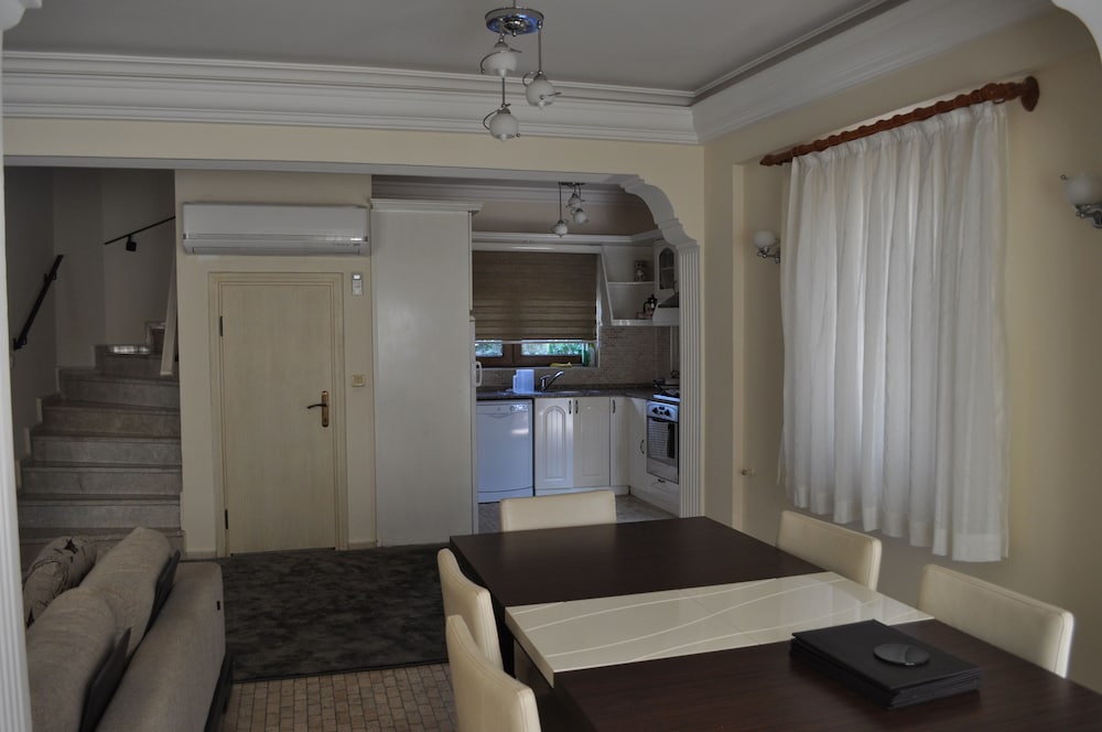 Villa Phoenix