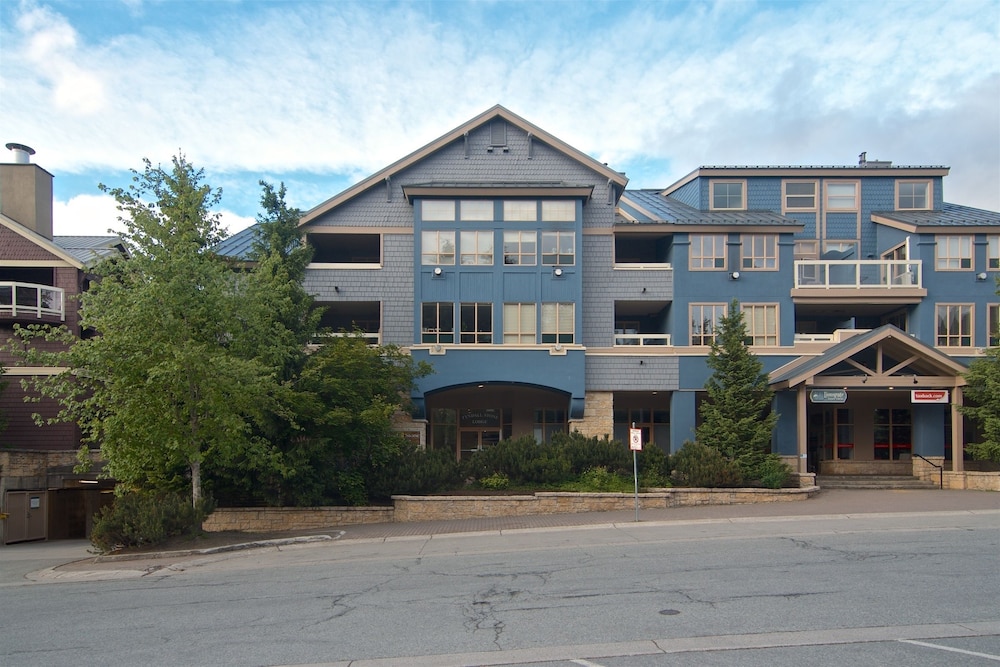 Whistler Blackcomb VR at Tyndall Stone - Image 2