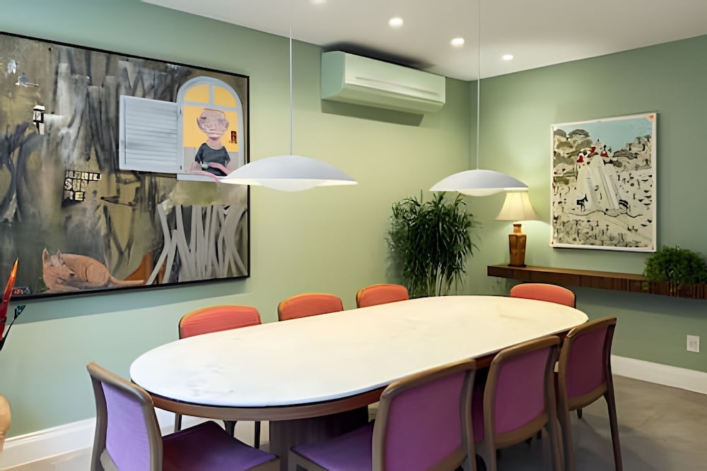 Ipanema | Duplex no melhor local do bairro, 4 quartos, 5 min da Praia - por Casapē Rio