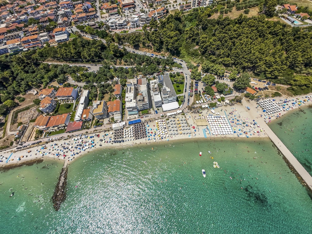 Poseidon Edge No5 by Rentalspro - Kallithea