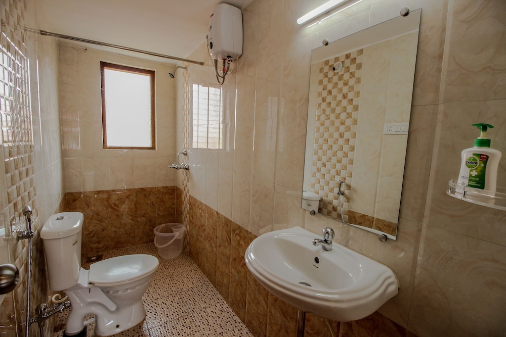 OYO 9891 Home Poolside 2BHK Villa Thalassa