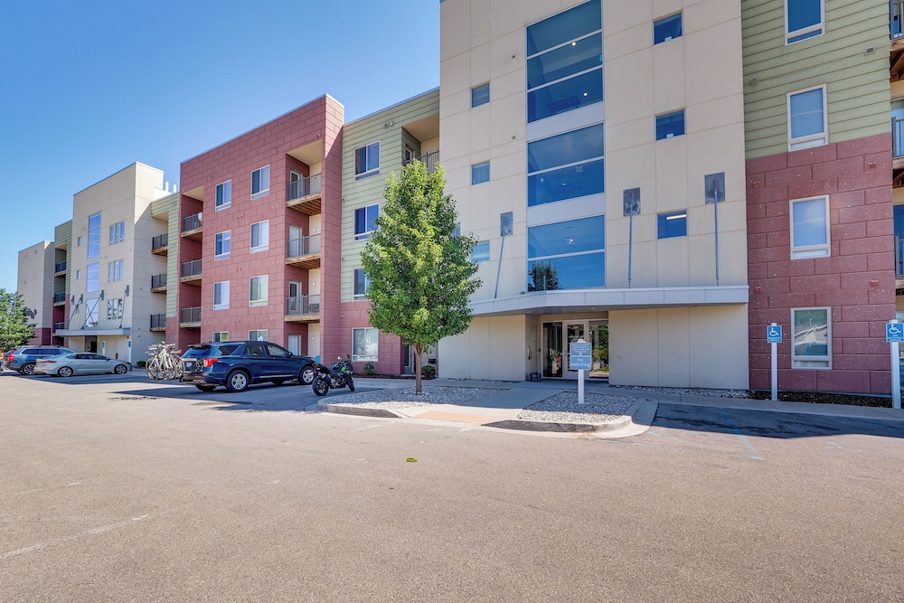 Hotel Condo Near Beach & Downtown in Traverse City! - Image 1