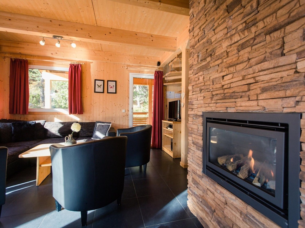 Amazing Chalet With Infrared Sauna