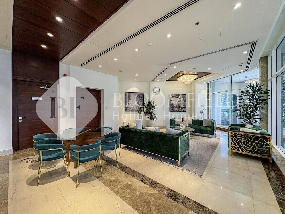 Bloomfields Stylish Stu Burj View Arjan