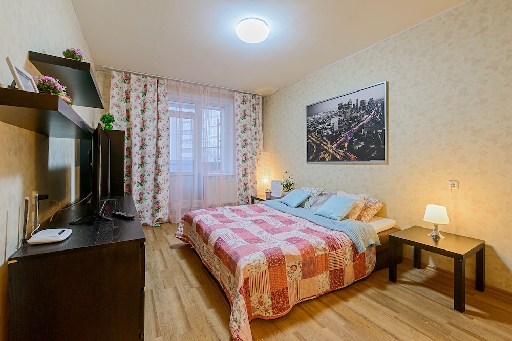 Apartments on Pionerskaya