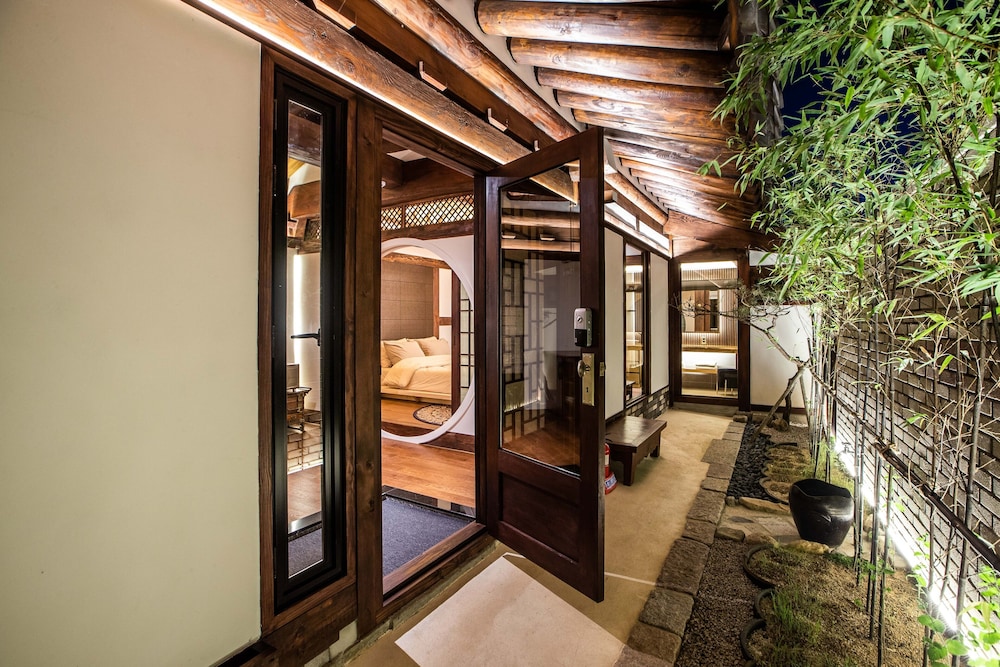 Soi Hanok Stay