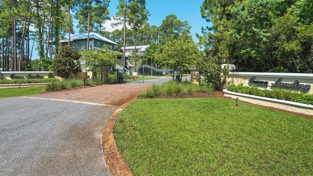 4BR Home With Deck & Grill Fun + Free Attraction Tickets!