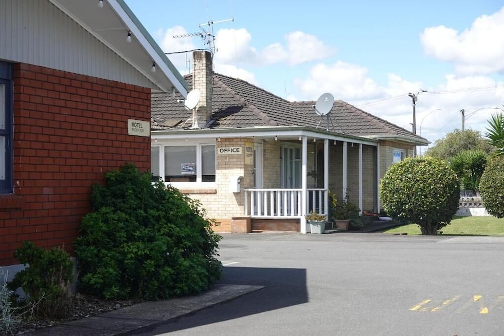 Ascot Lodge Motel