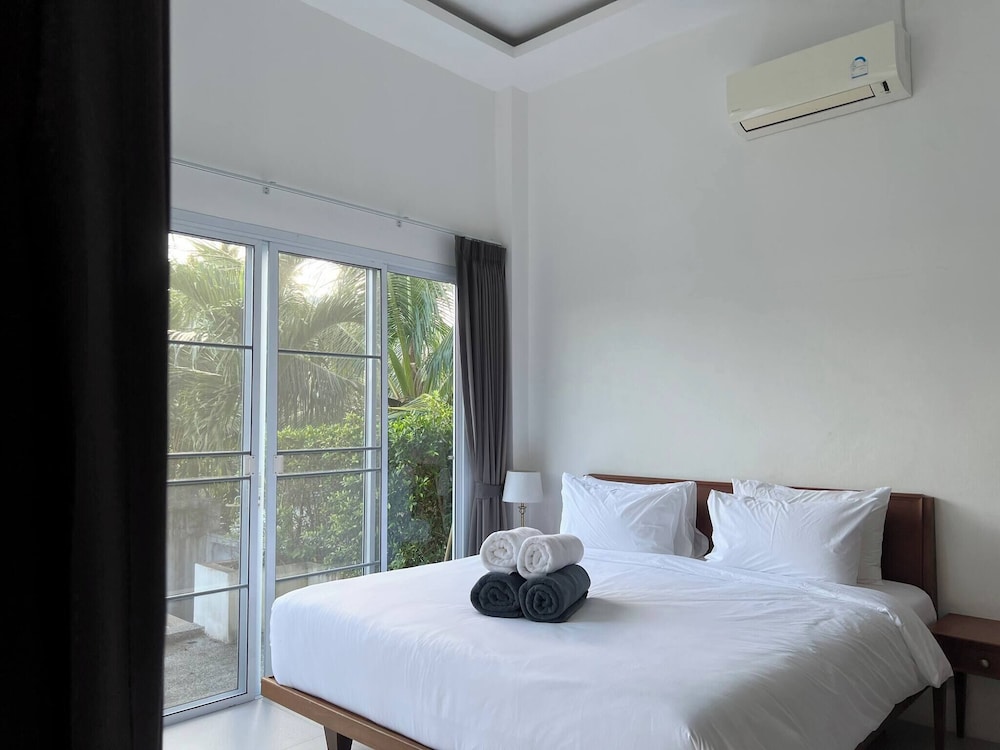 Tranquil Oasis in Taling Ngam 2-bedroom Pool Villa