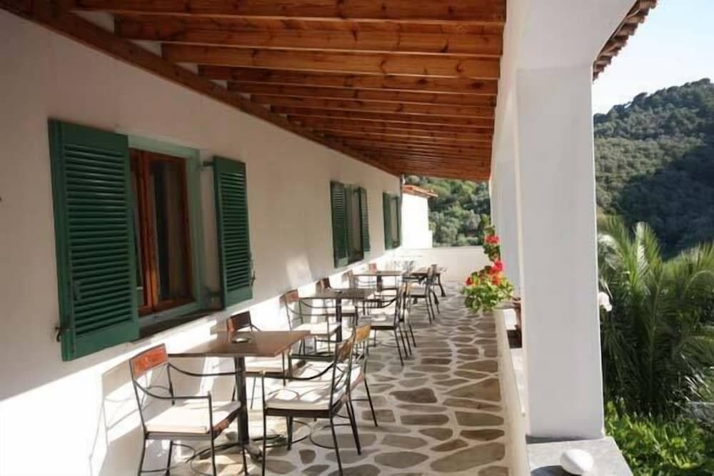 Villa Meroulas
