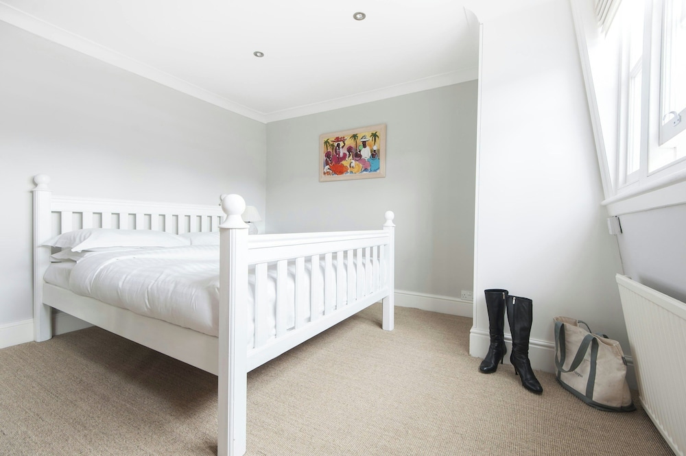 Cranley Place III by Onefinestay