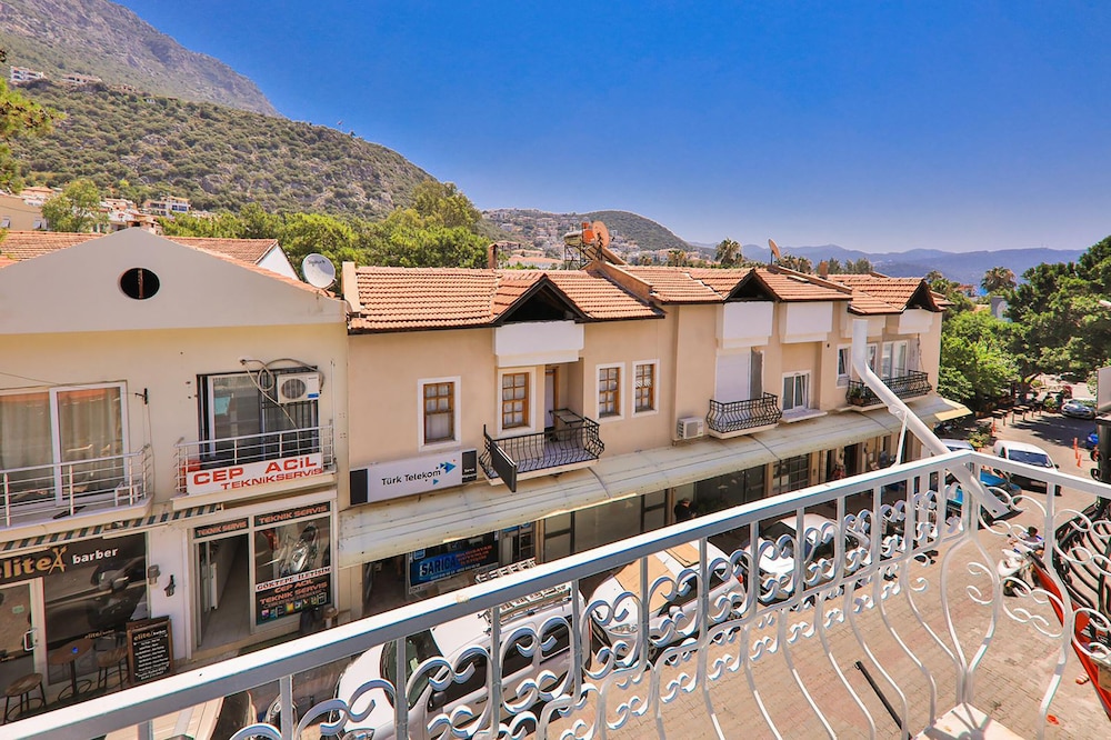 Yaz Apart Hotel - Image 7