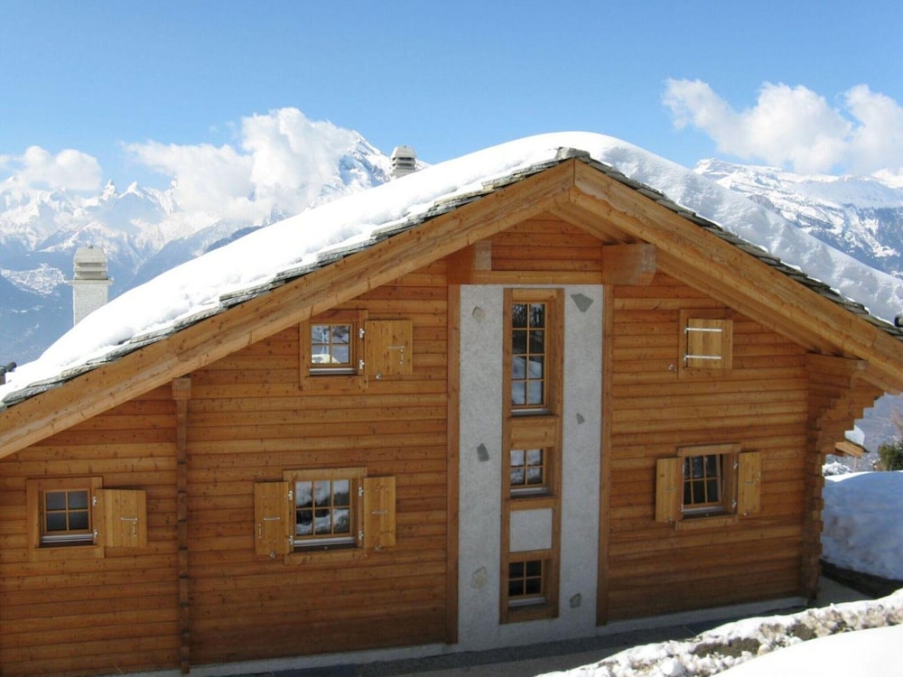 Christoph Standing & Calm Chalet 10 Pers