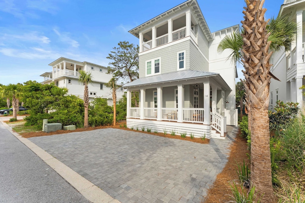 Seacrest Beach Modern Tranquility Walk to Beach
