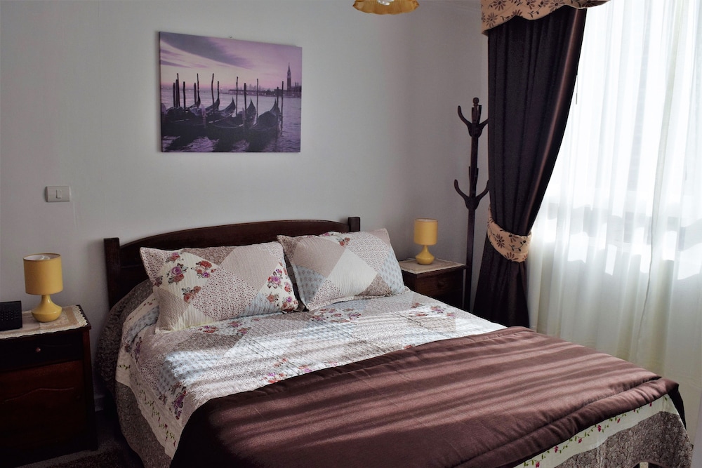 Almond Suite - San Francisco