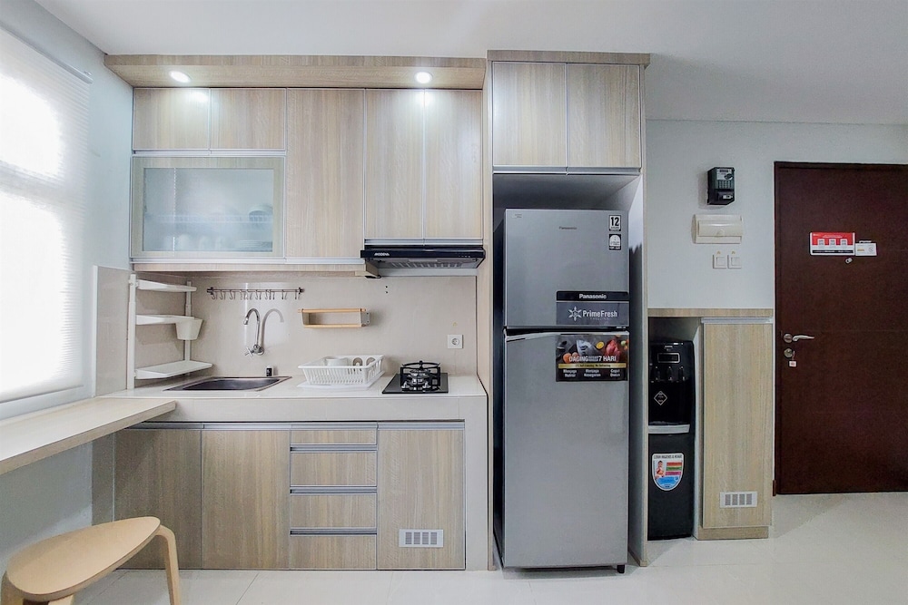 Elegant and Comfort 2BR Apartment at Springwood Residence Tangerang