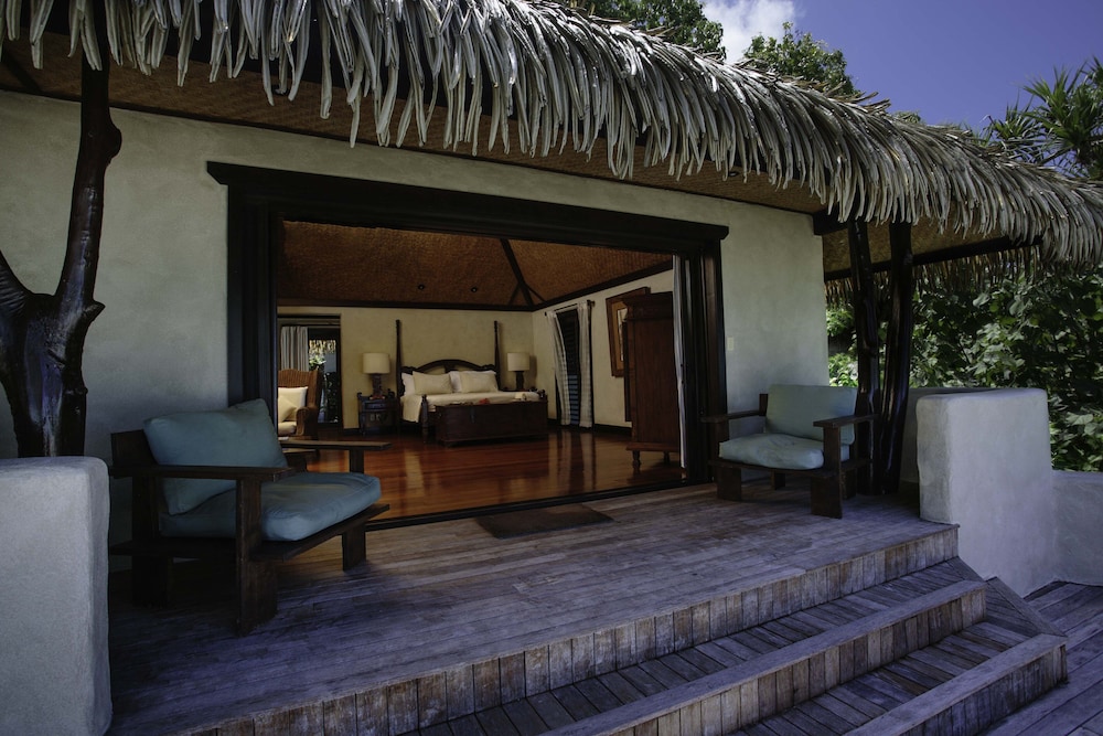Pacific Resort Aitutaki 8