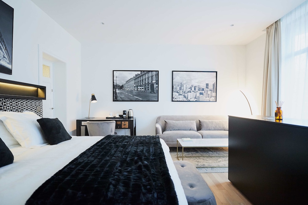 Suites 124