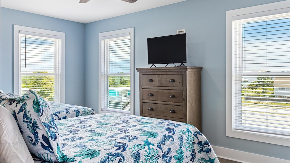 Dreezy's Hideaway by Southern Vacation Rentals