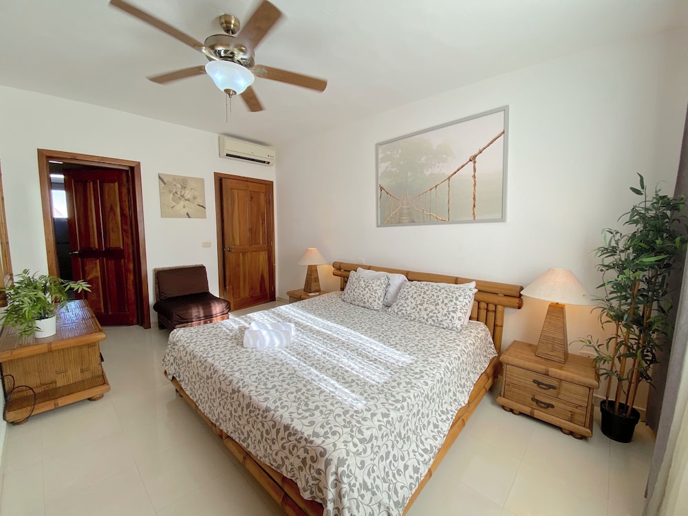 TROPICAL VILLAS playa LOS CORALES