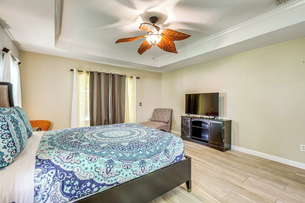Family Home in Port St Lucie w/ Furnished Pergola!