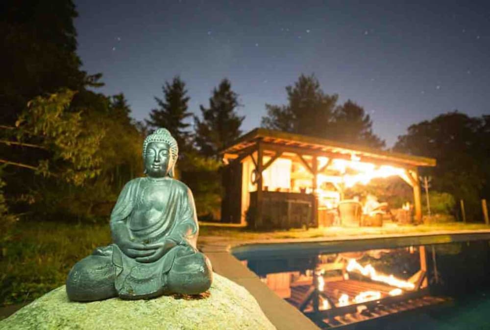 Gorgeous Garrison Gem Pool Sauna Hot Tub More