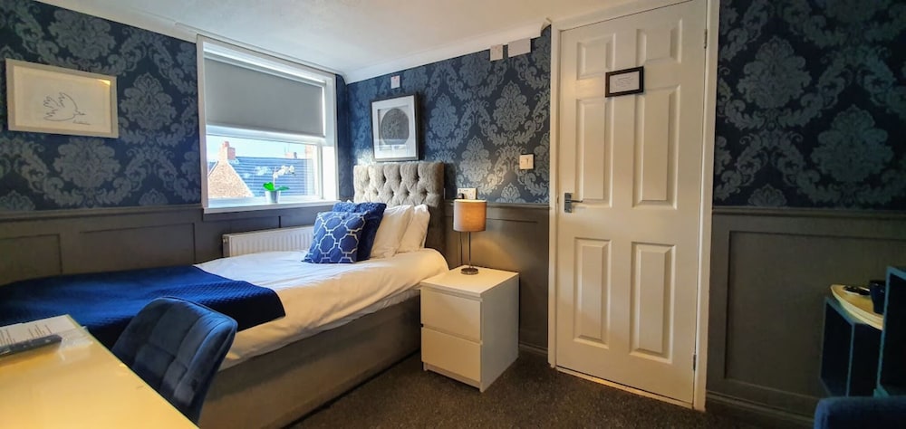 South Shields Vacations - Clifton Guest House - Property Image 10