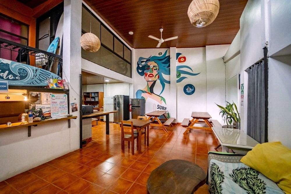 Sandy Toes Hostel