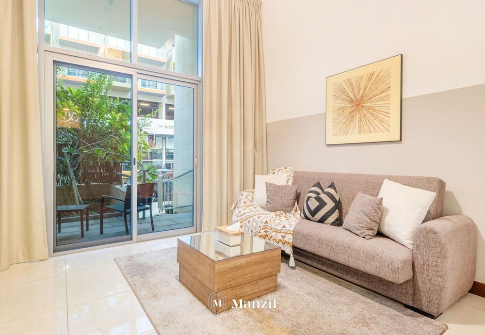 Manzil- Chic Studio in JVC With Premium Amenities