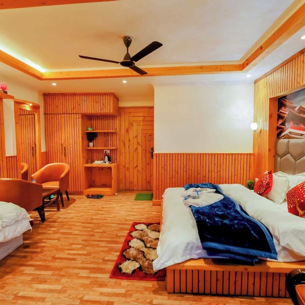 Lord Krishna Boutique Stay