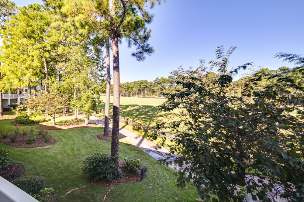 ~ 6 Mi to Ocean w/ Pool & Golf: Myrtle Beach Condo view 3