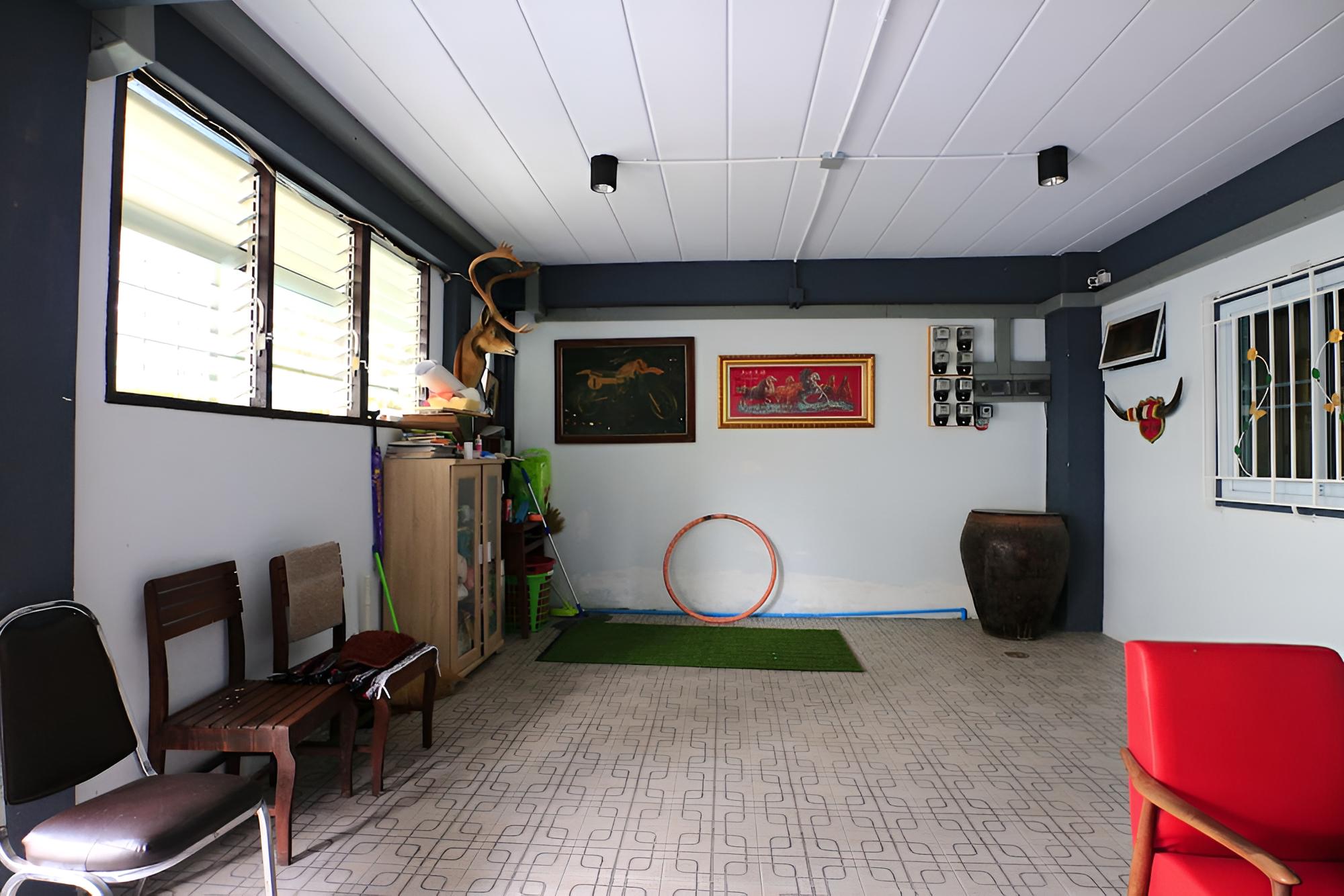 9G Room