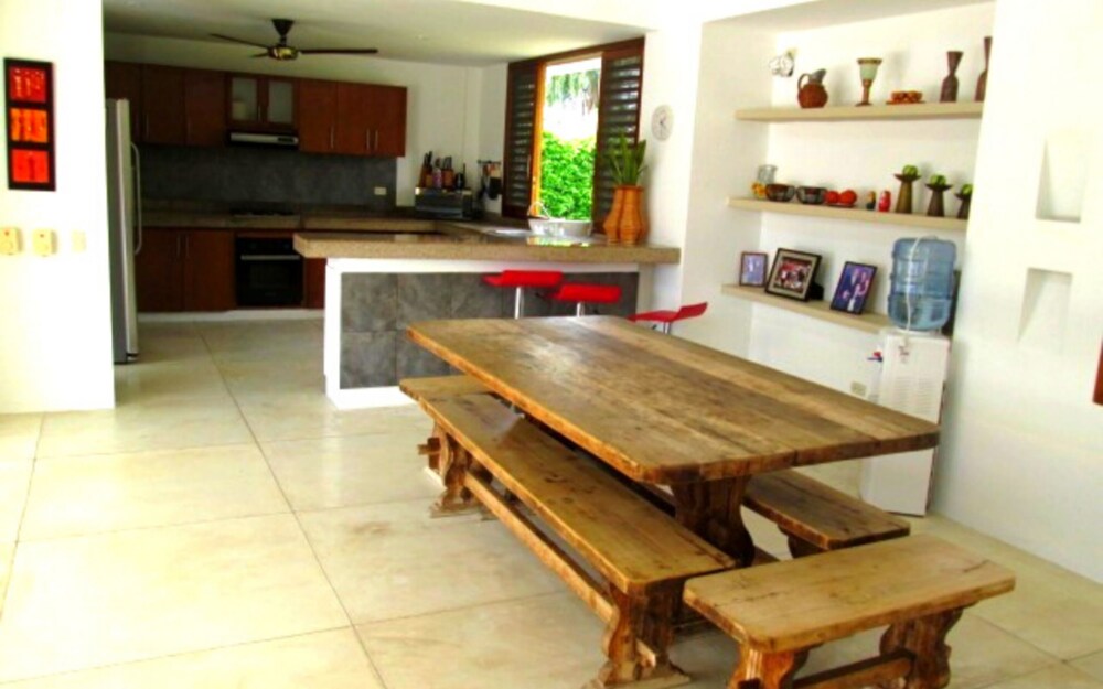 Photo 7