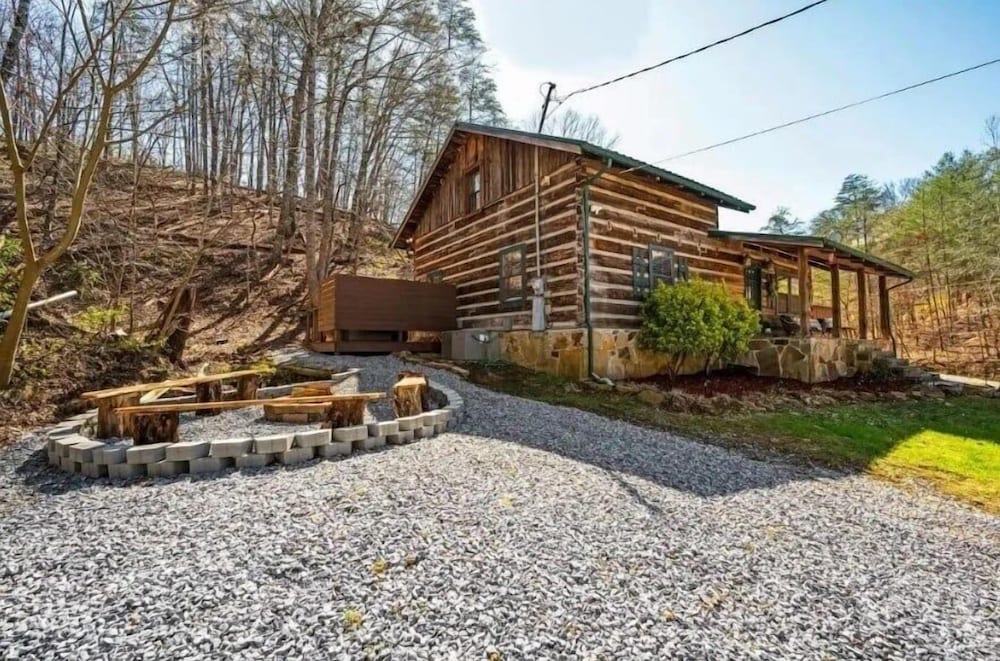 Hidden Acres Lodge 3 Bedroom Cabin