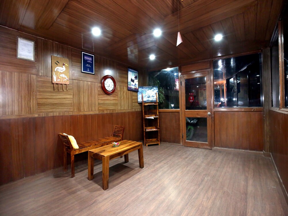 OYO 9660 Blossom Resort