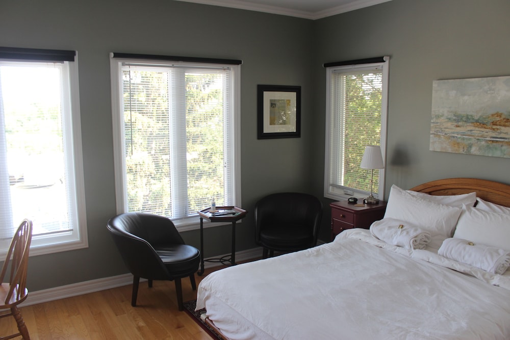 1840 Guest House