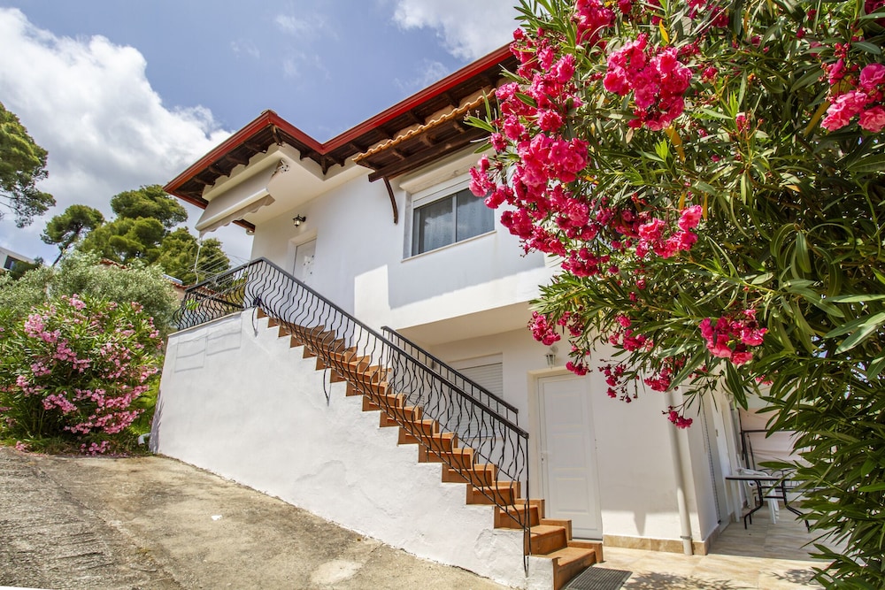 Magdalini's Seaview House - Pefkohori