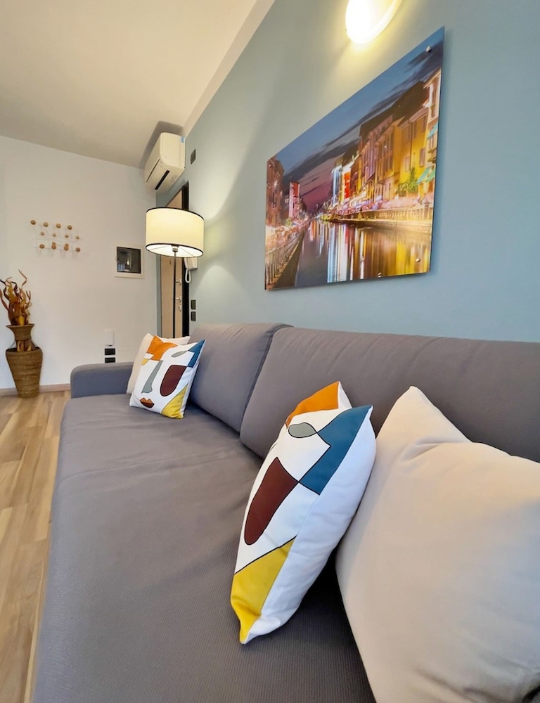 Apt for 4 With Gym, Bovisa Milan
