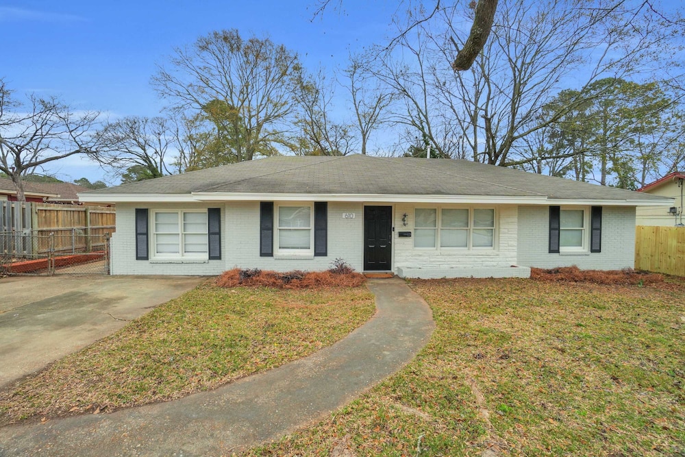3BR Home Near AFB ASU Riverwalk Downtown