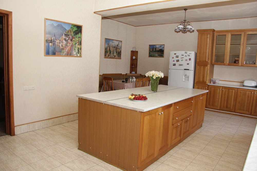 Rafael Hostel