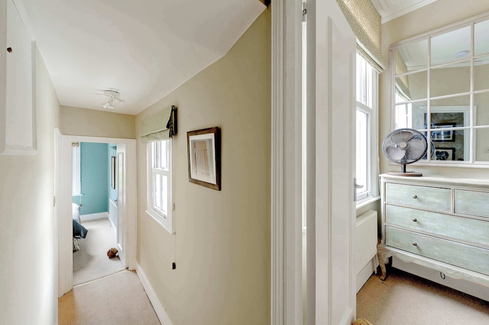 Stunning 2-bedroom Flat in Fulham