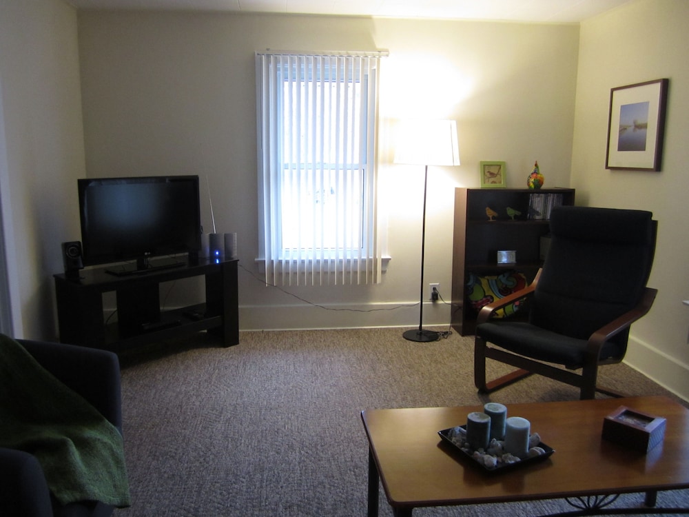 Dancing Tree Guest Suite