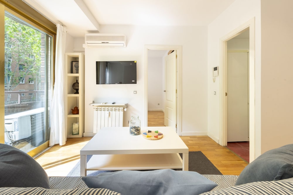 M Ore461 Piso de 1 Dormitorio y Balc n -alquiler