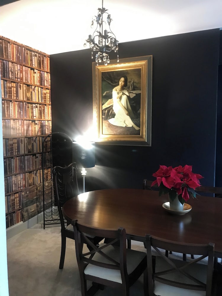 17th Century Coach House - Pet & Family Friendly