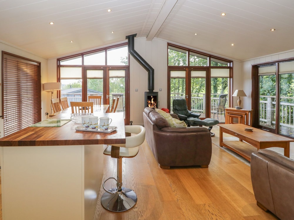 Leafy Nook Lodge