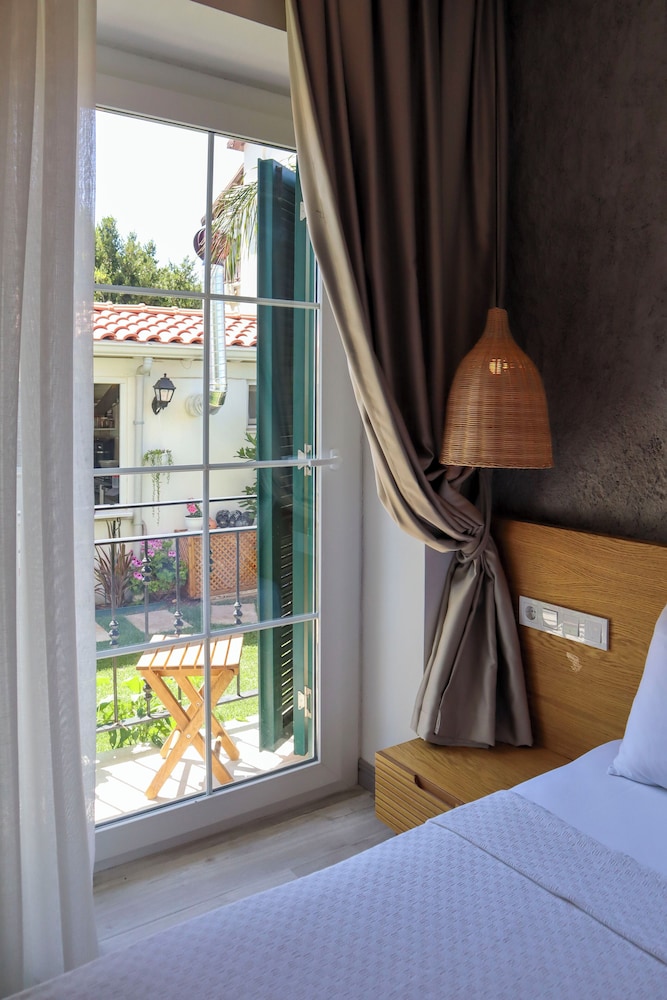 Müzeyyen Hanım Konağı Alaçatı - Image 52