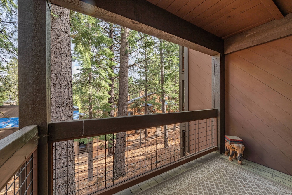 Gorgeous Northstar Condo Walk to Village view 5